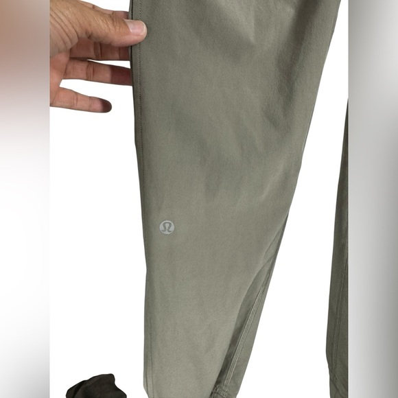 Lululemon adapted state HR jogger size 0 - Picture 10 of 11